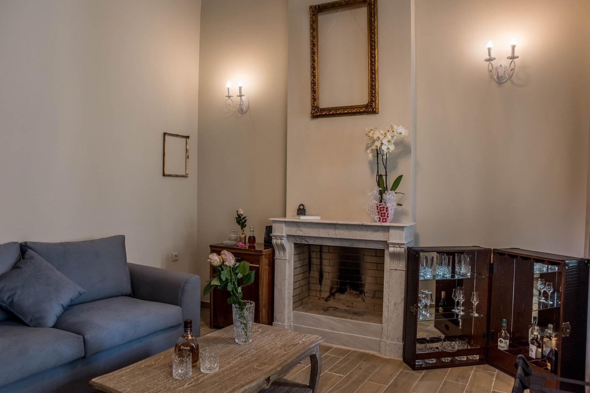 Kyria Boutique House Aparthotel เอเธนส์ ภายนอก รูปภาพ