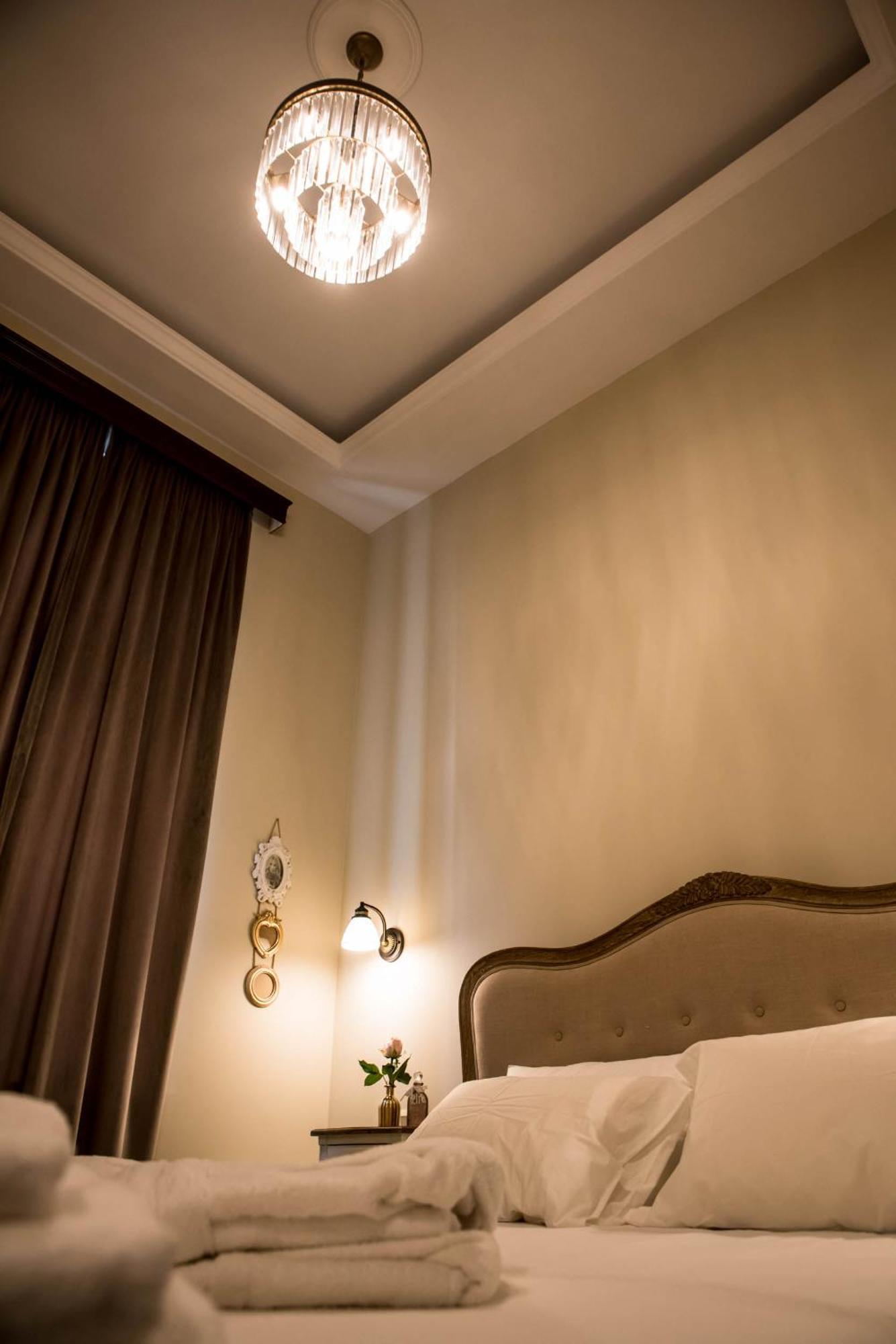 Kyria Boutique House Aparthotel เอเธนส์ ภายนอก รูปภาพ
